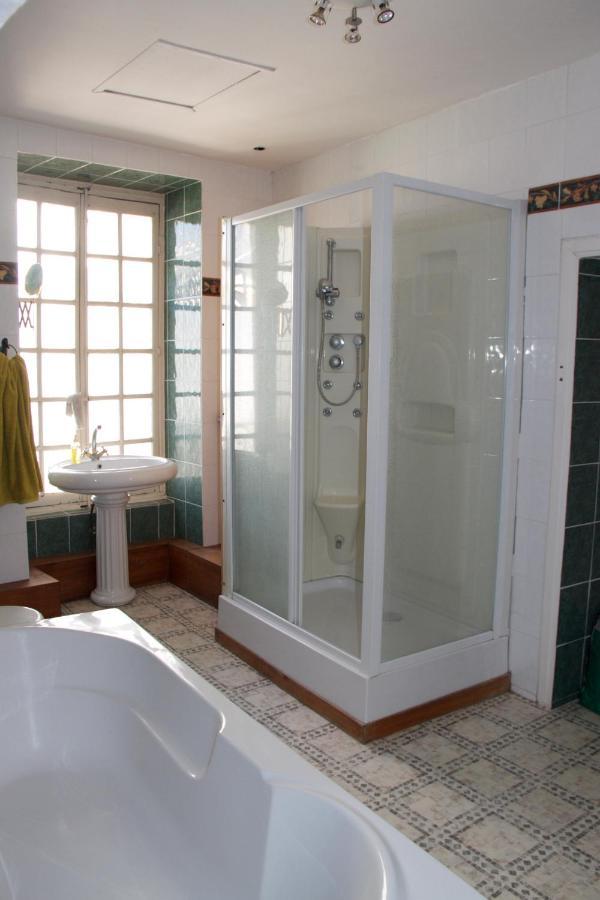 Suite Leon Edoux Saint-Savin  Exteriör bild